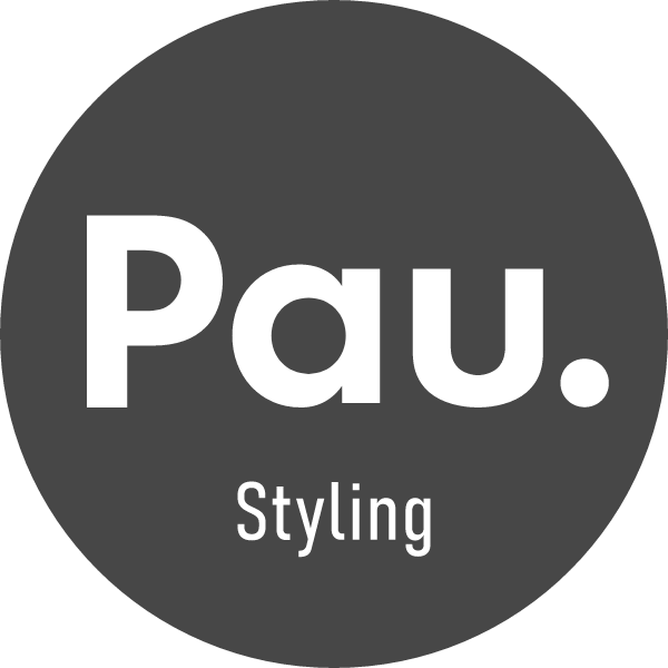 Pau. Styling